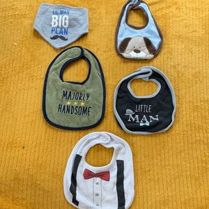 5 piece bib set
